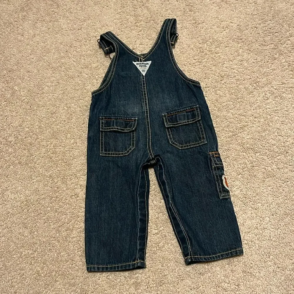 OSHKOSH BOYS SIZE 9 MONTHS OVERALLS